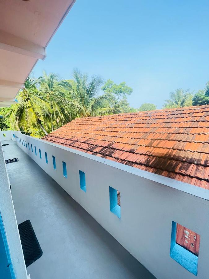 Chithra Homestay Tangalle Buitenkant foto