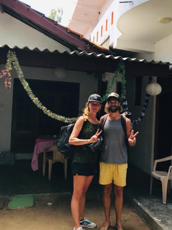 Chithra Homestay Tangalle Buitenkant foto